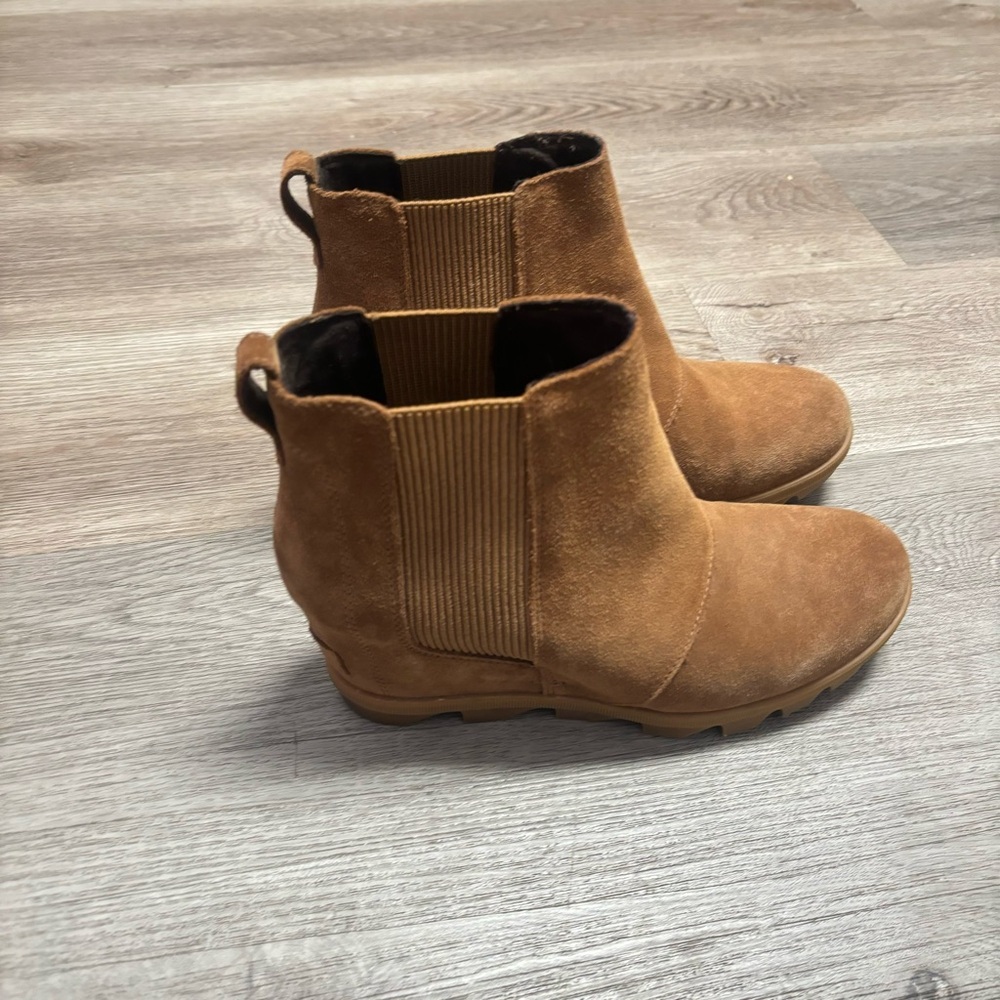 JOAN OF ARCTIC II WEDGE CHELSEA SNOW BOOT - Picture 3 of 9